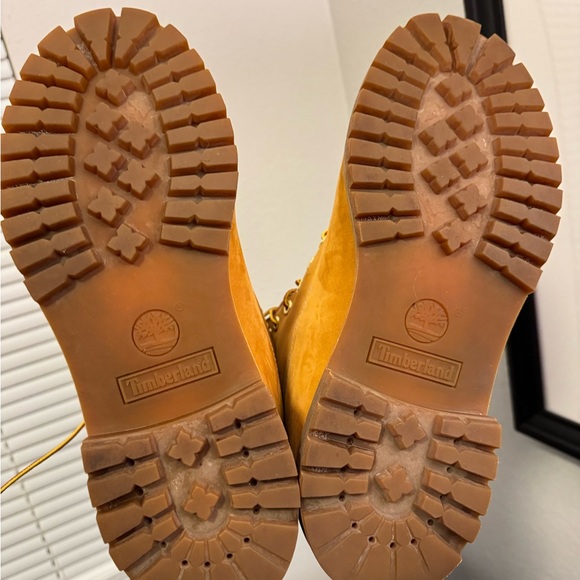 Timberland 6-Inch Premium Wheat Waterproof Boot - Picture 11 of 11